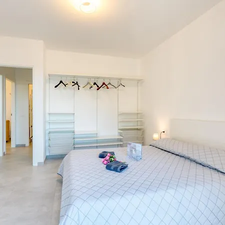 Miramare Lux アパート *