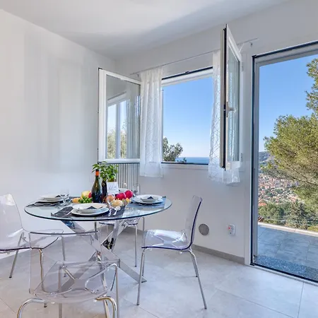 Apartment Miramare Lux Sea View - Happy *