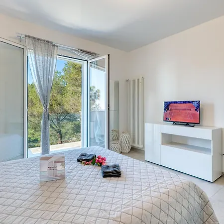 Miramare Lux アパート