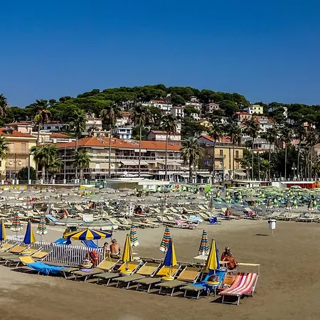 Miramare Lux アパート